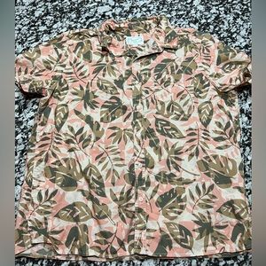 Men’s Tropical Button Up